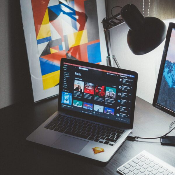 nikita-kachanovsky-g-YiX8ynmnY-unsplash nikita-kachanovsky-g-YiX8ynmnY-unsplash